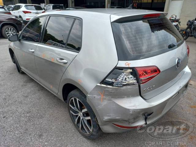 2014 VOLKSWAGEN GOLF 