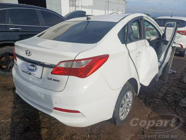 2017 HYUNDAI HB20S 
