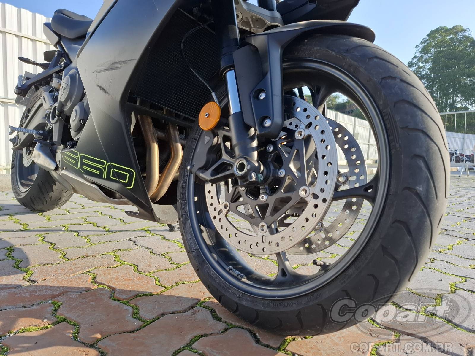 2025 TRIUMPH DAYTONA — foto 7 de 12