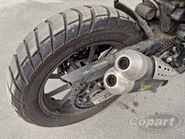2025 TRIUMPH SCRAMBLER 
