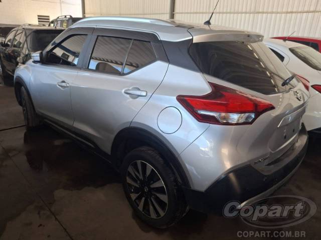 2021 NISSAN KICKS 