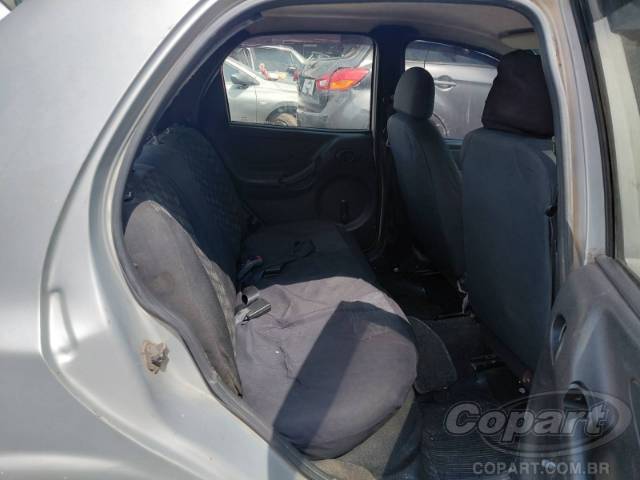 2003 CHEVROLET CELTA 