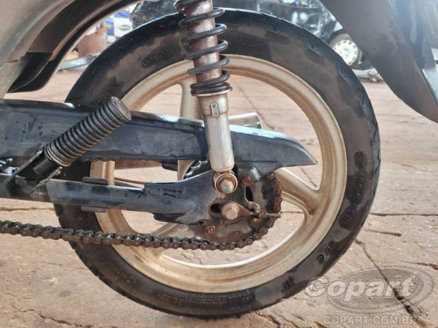 2005 HONDA C 100 