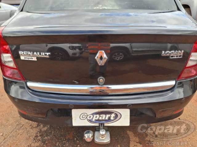 2011 RENAULT LOGAN 