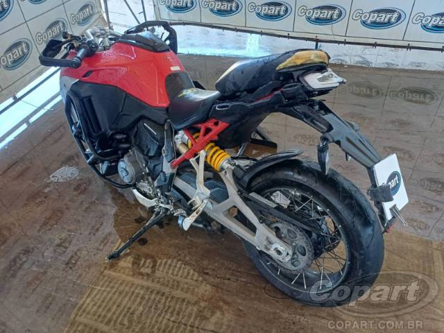 2023 DUCATI MULTISTRADA 