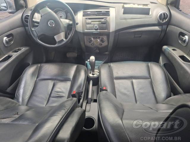 2014 NISSAN GRAND LIVINA 