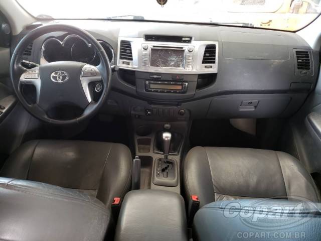 2014 TOYOTA HILUX CD 
