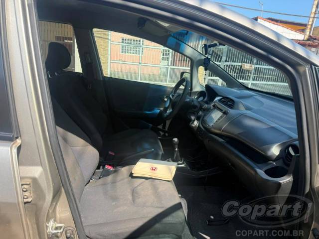 2011 HONDA FIT 