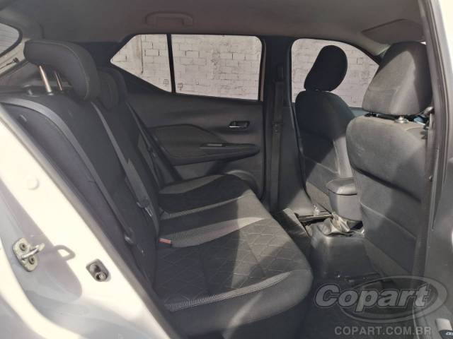2019 NISSAN KICKS 