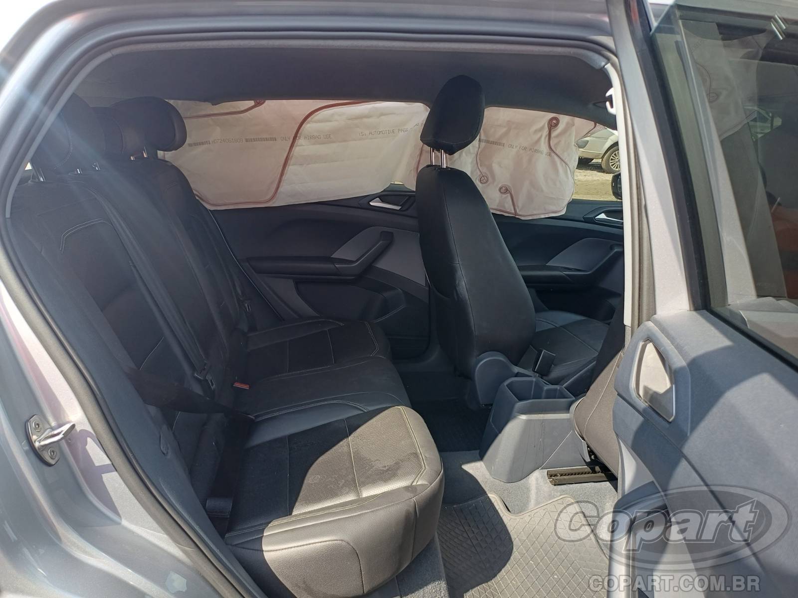 Foto 6 de 10: 2024 VOLKSWAGEN T-CROSS