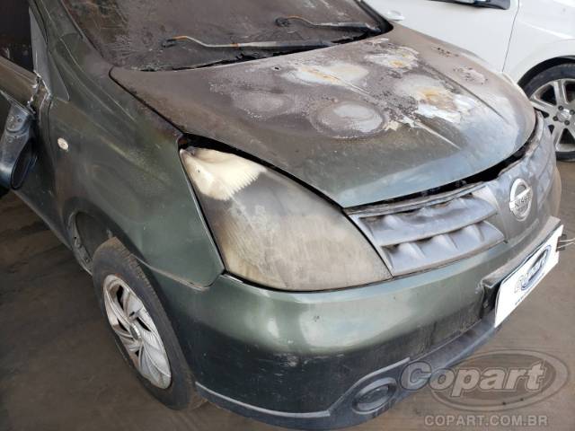 2010 NISSAN LIVINA 
