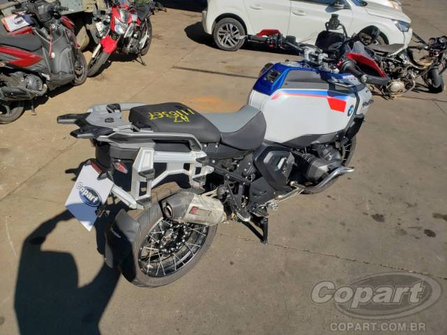 2025 BMW R 1300 