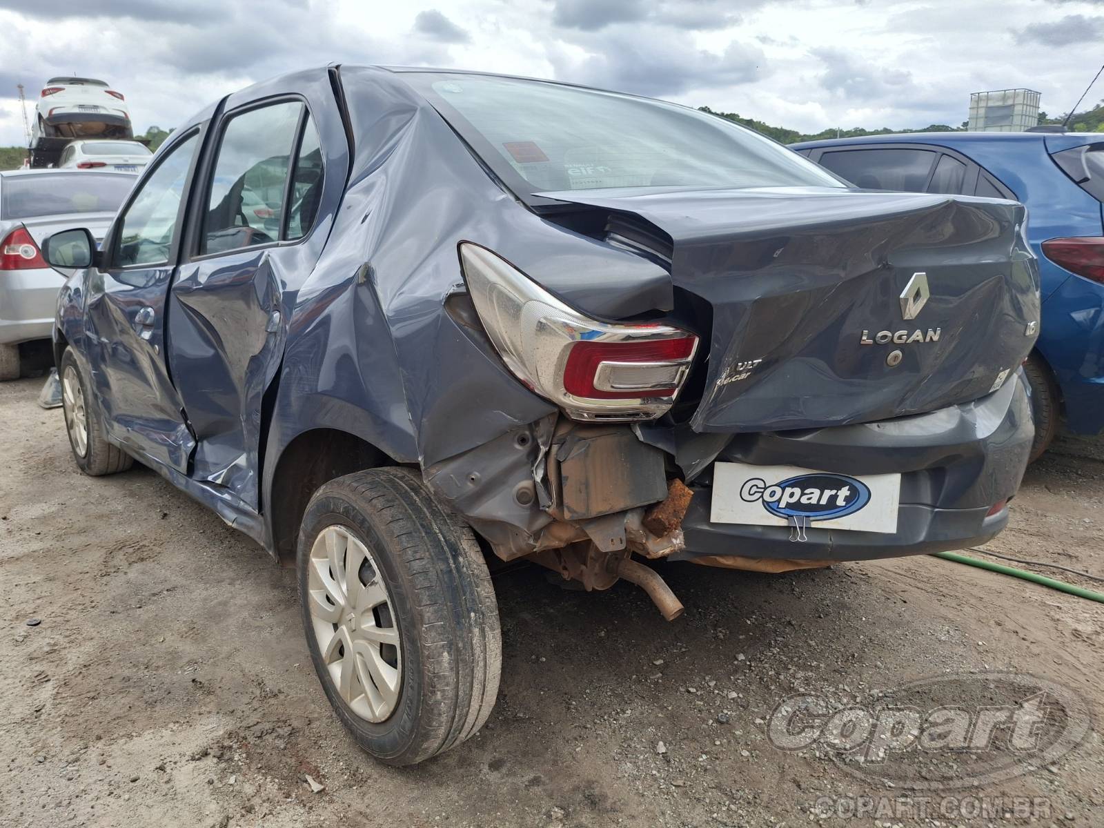 Foto 3: 2014 RENAULT LOGAN