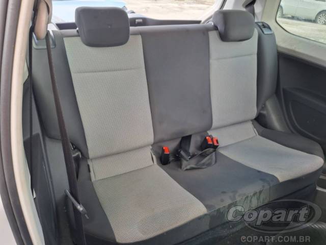 2015 VOLKSWAGEN UP 