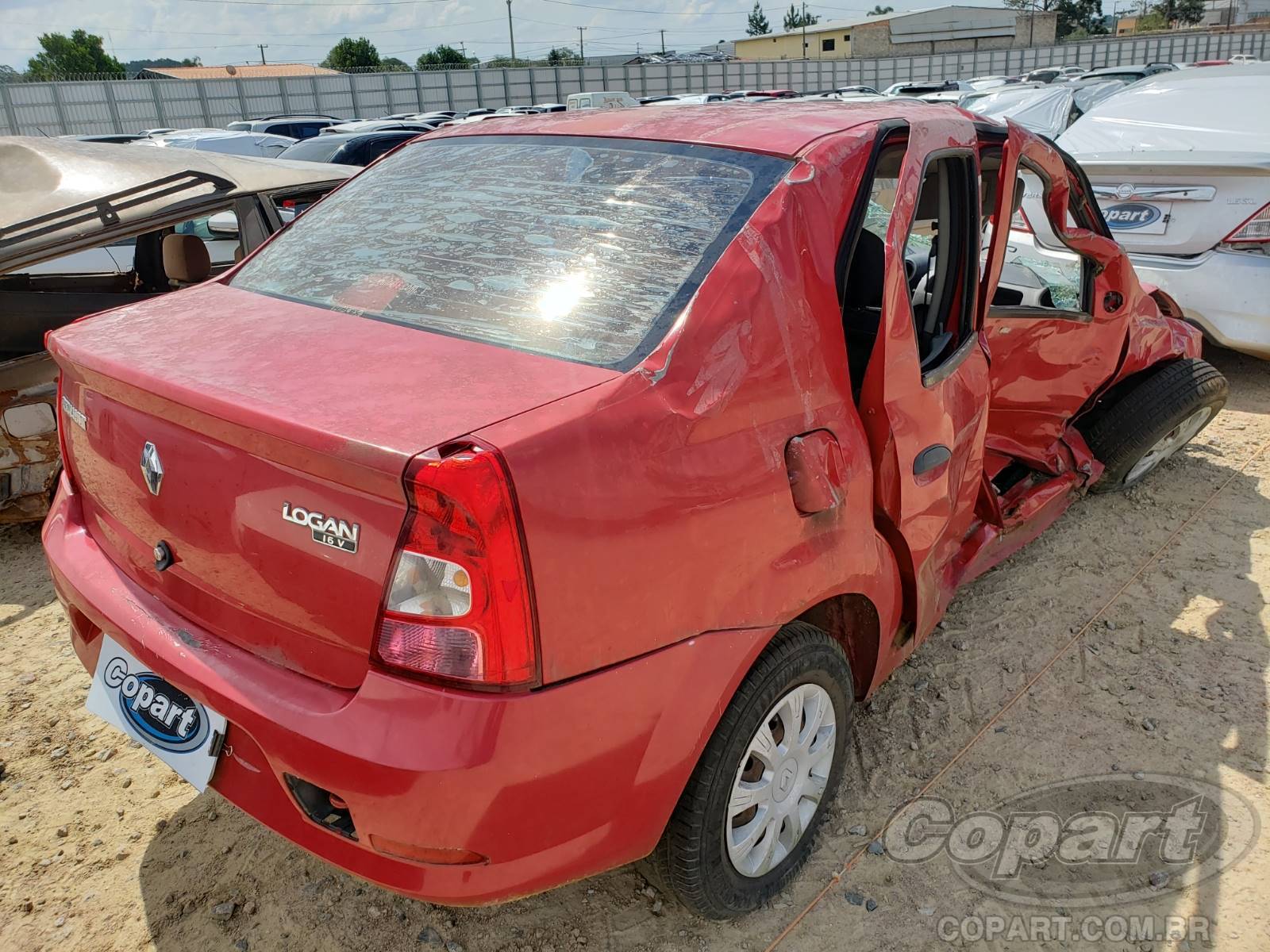 Foto 4: 2011 RENAULT LOGAN