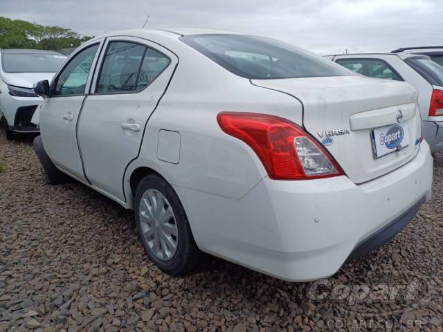 2020 NISSAN VERSA 