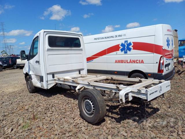 2025 MERCEDES BENZ SPRINTER TRUCK 