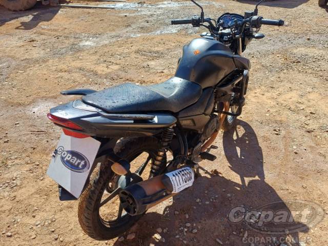 2025 YAMAHA FAZER 