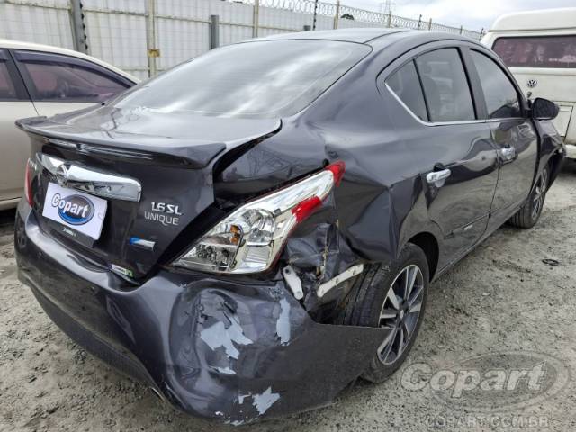 2018 NISSAN VERSA 