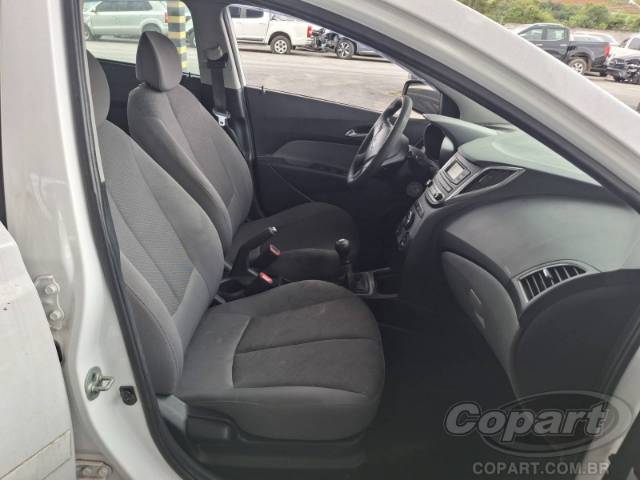 2016 HYUNDAI HB20S 