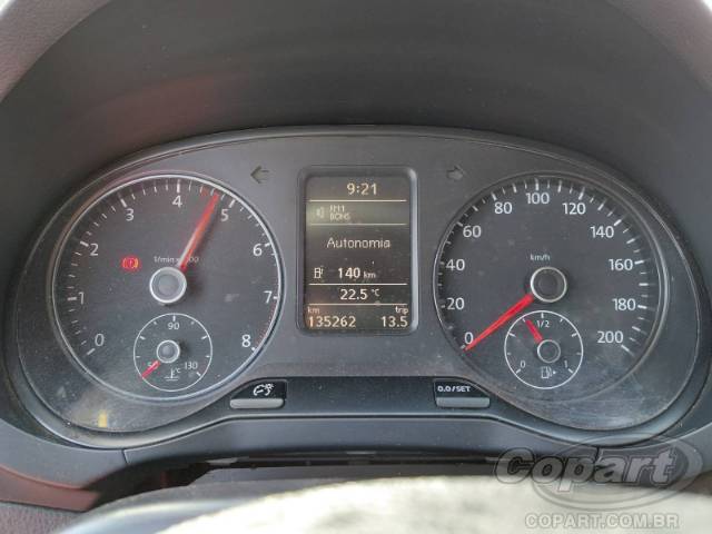 2013 VOLKSWAGEN FOX 