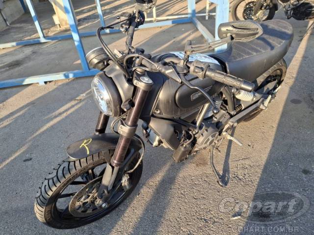 2016 DUCATI SCRAMBLER 