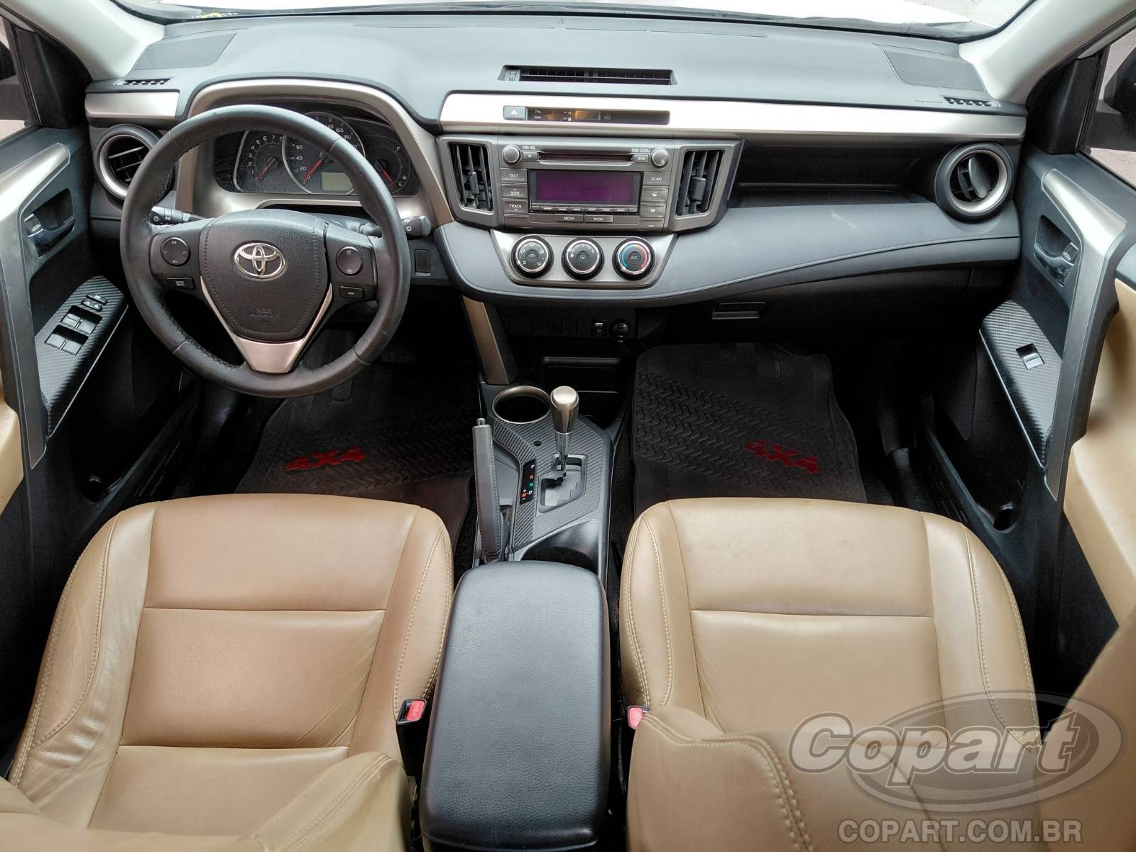 Foto 9 de 10: 2015 TOYOTA RAV4
