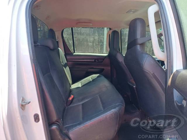 2024 TOYOTA HILUX CD 