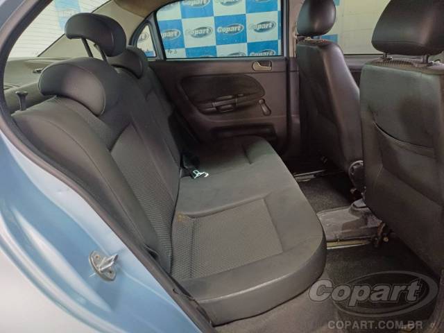 2015 VOLKSWAGEN VOYAGE 