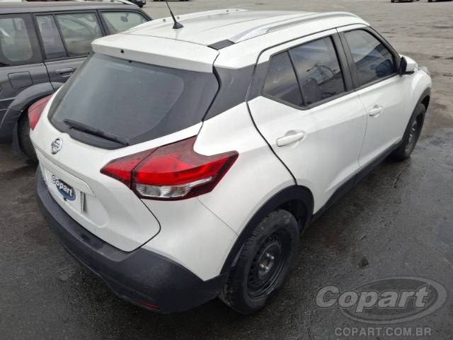 2020 NISSAN KICKS 