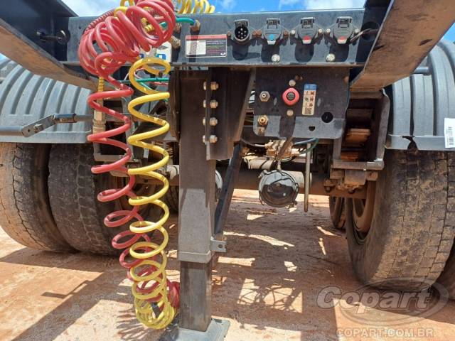 2026 GUERRA SEMI-REBOQUE 