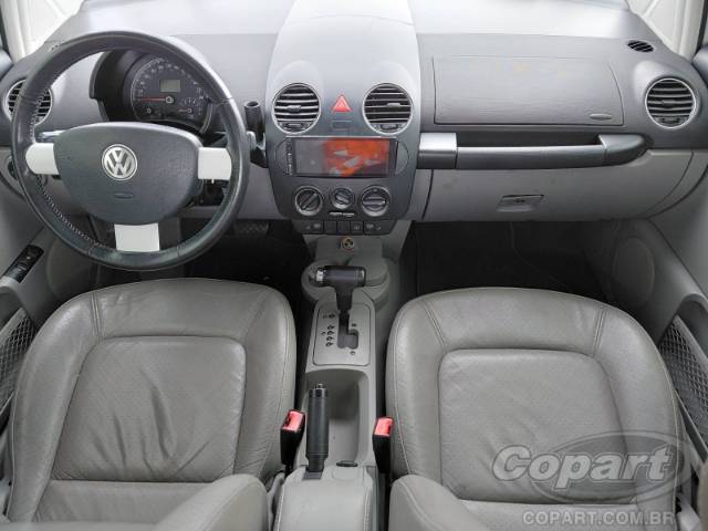 2010 VOLKSWAGEN NEW BEETLE 