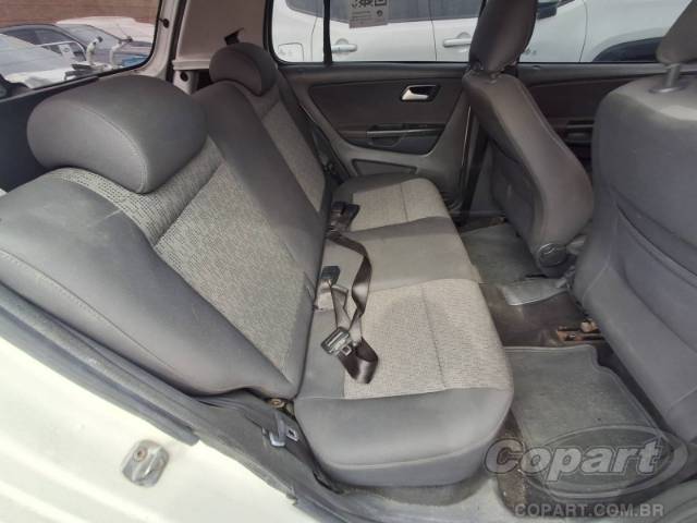 2014 VOLKSWAGEN FOX 