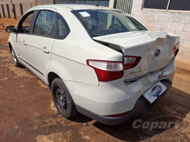 2014 FIAT GRAND SIENA 