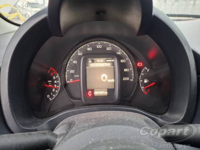 2016 FIAT UNO 