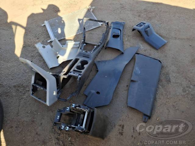 2025 VOLKSWAGEN T-CROSS 