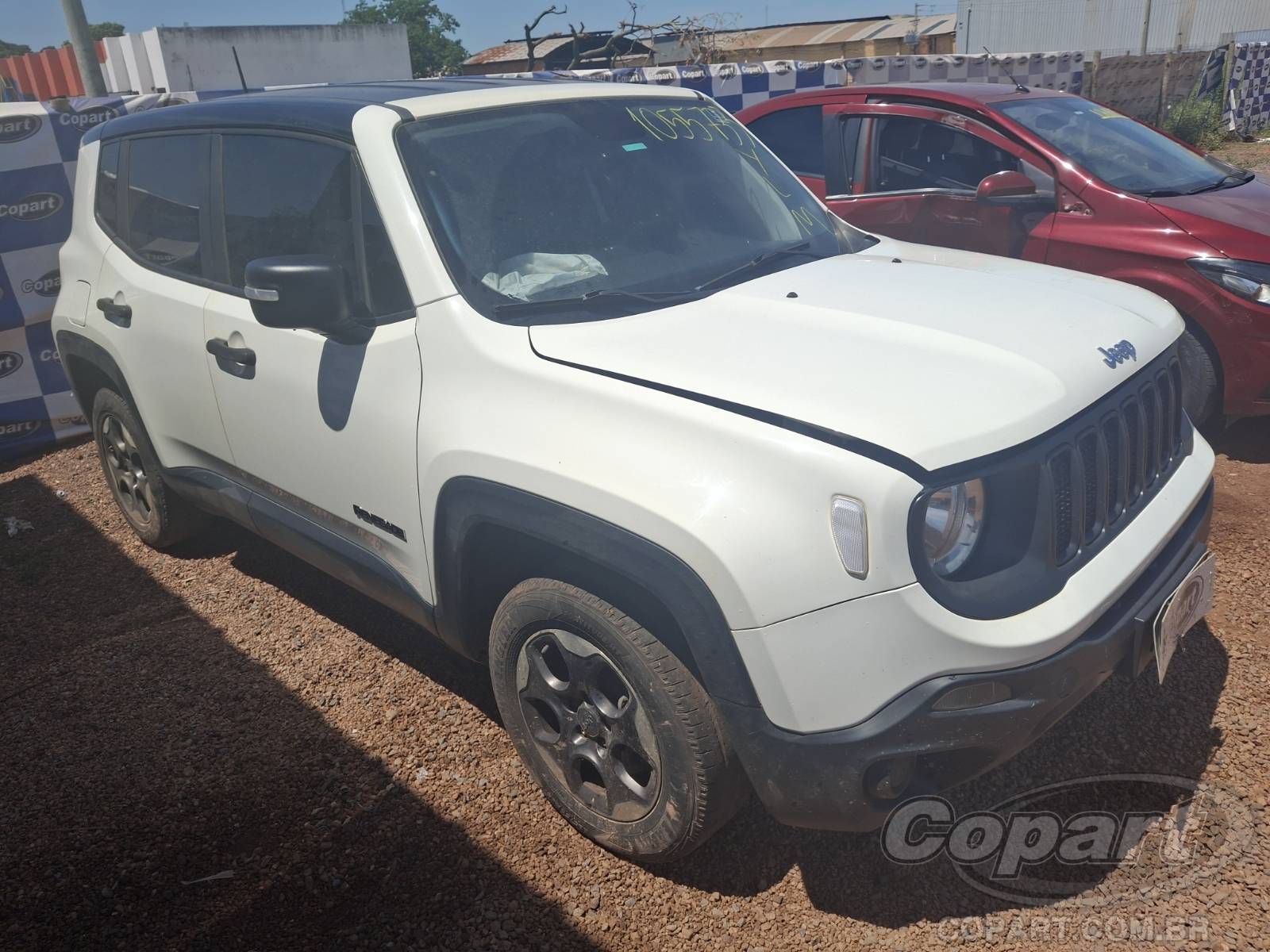 Veículo Fiat Renegade JEEP RENEGADE 1.8 16V E.TORQ EVO 2019 2020 em leilão