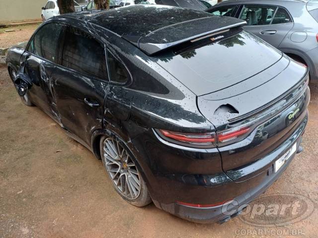 2023 PORSCHE CAYENNE COUPE 