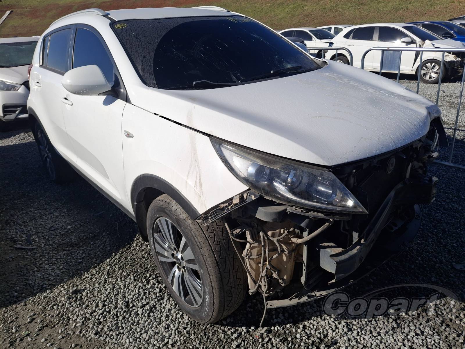 Veículo Hyundai Sportage Kia Sportage 2.0 16V 2015 Recuperável 2015 em leilão