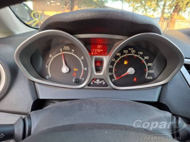 2013 FORD FIESTA 