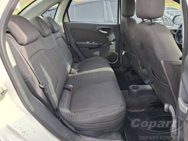 2013 FIAT GRAND SIENA 