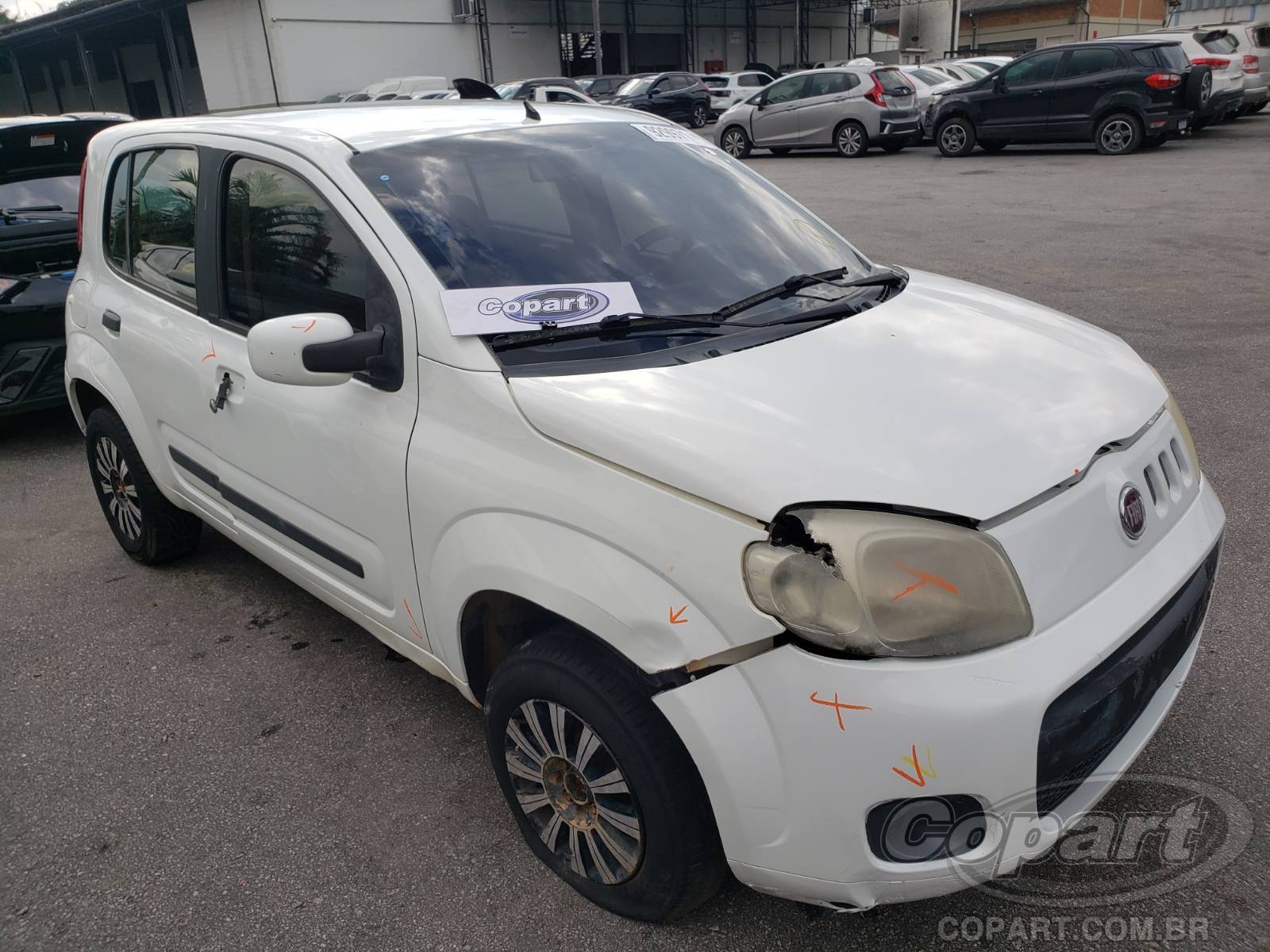 Fiat Uno Vivace 1.0 EVO 2014 Médio Estado com Remarcações