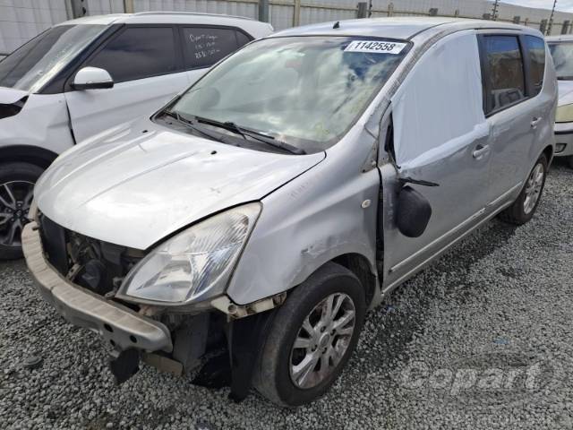 2013 NISSAN LIVINA 