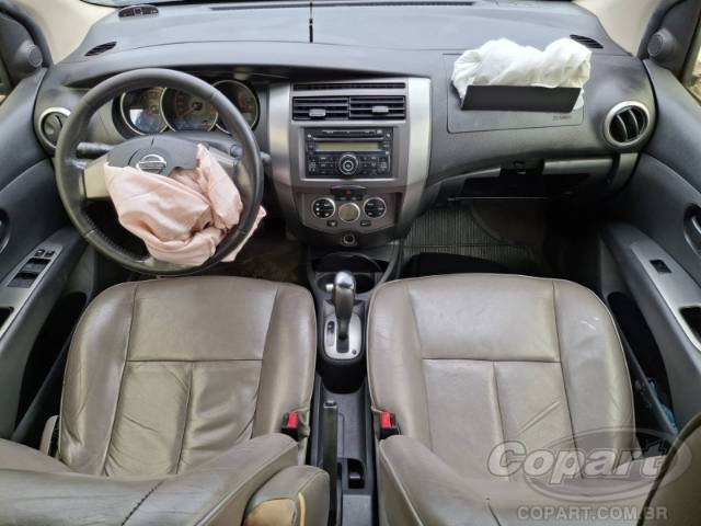 2010 NISSAN GRAND LIVINA 