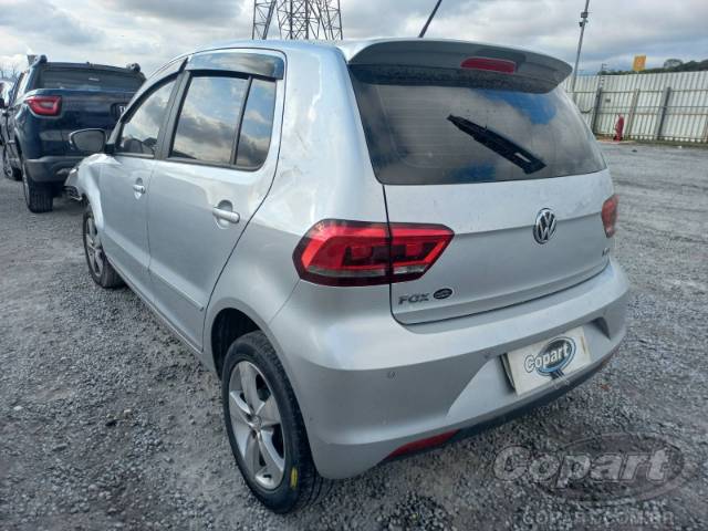 2016 VOLKSWAGEN FOX 