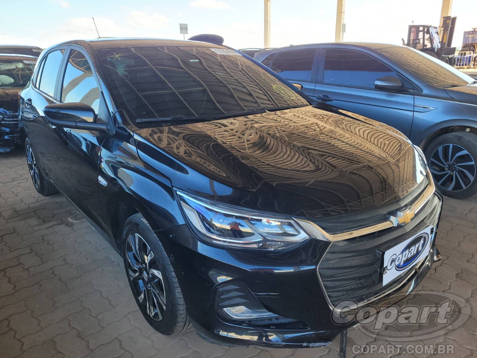 Chevrolet Onix 2024 em leilão
