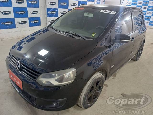 2011 VOLKSWAGEN FOX 