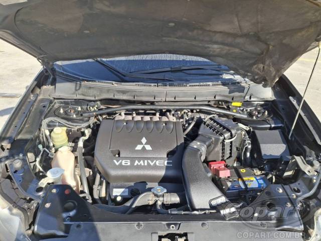 2011 MITSUBISHI OUTLANDER 