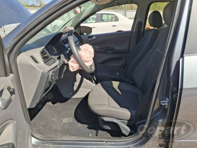 2017 VOLKSWAGEN VOYAGE 
