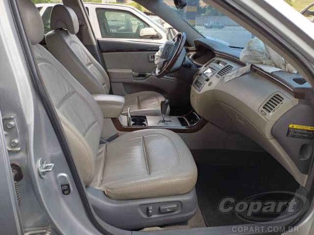 2009 HYUNDAI AZERA 